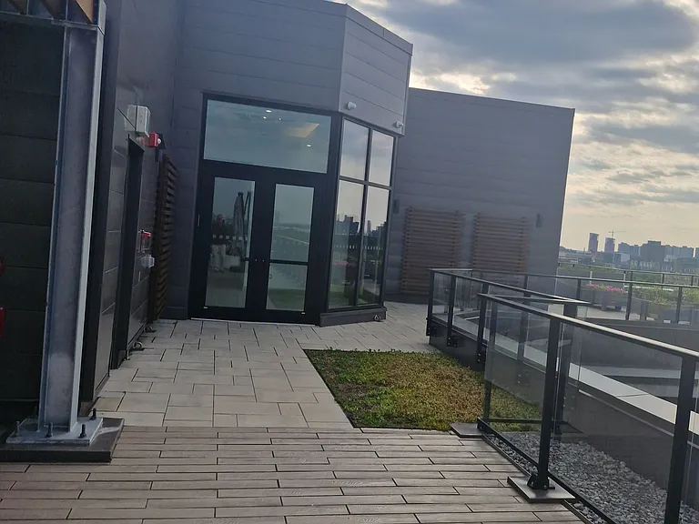 360 Deschatelets Ave #104 — Photo 38