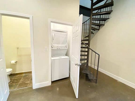 5th image of 190 W Berks St #3O