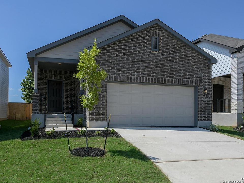 1st image of 13730 Birch Crossing