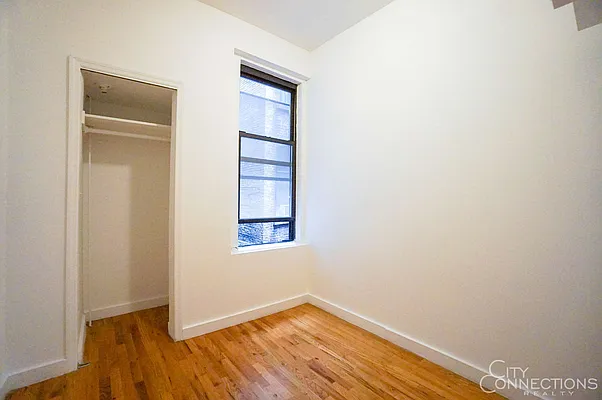 Rented by City Connections Realty | media 19