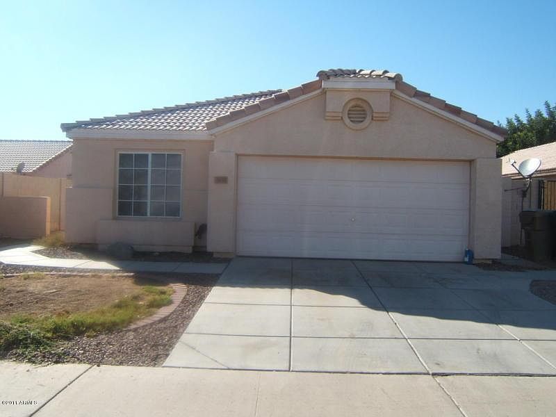 1st image of 2632 S 156th Ave