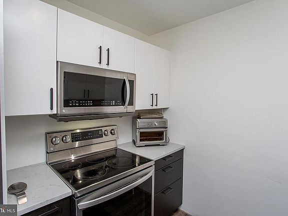 4th image of 116 Wheatsheaf Ln