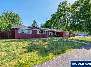 611 NE Bockes Loop, Sheridan, OR 97378