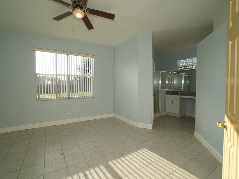 2560 Sage Dr — Photo 5