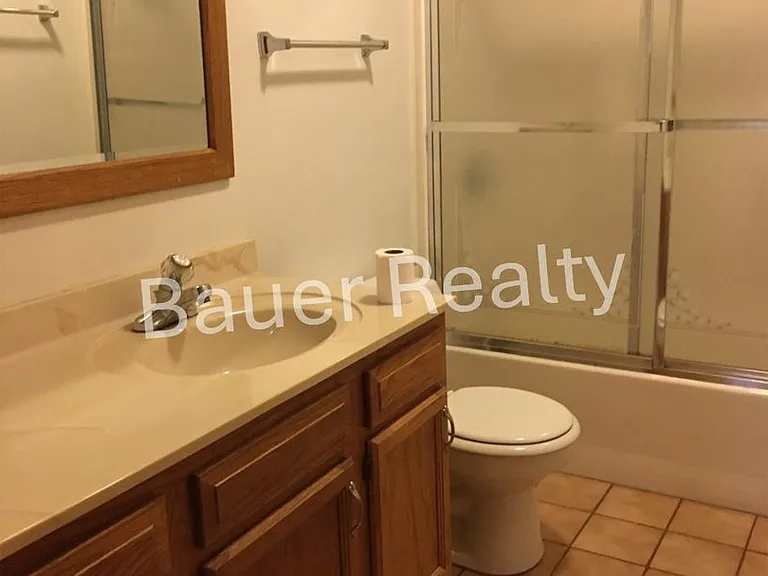 1111 Hale Ave — Photo 5