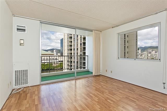 1st image of 400 Hobron Ln APT 1114