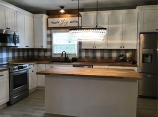 3081 Hoover Hill Rd, Trinity, NC 27370