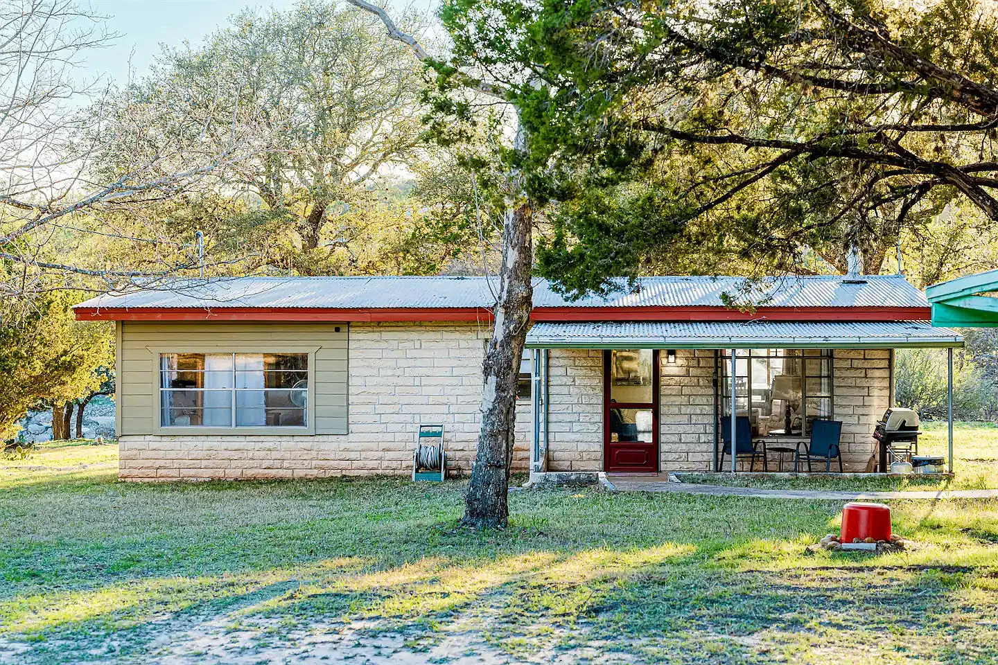 1 bed, 700 sqft, $2,999 — Photo 3