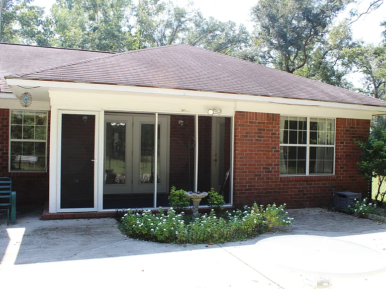 546 Oak Creek Rd — Photo 11