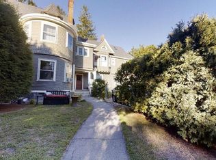 100 Pleasant St APT 11, Arlington, MA 02476