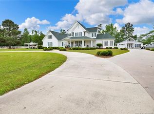 100 S Oak Ln, Dunn, NC 28334