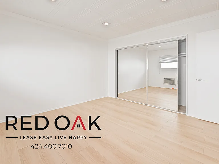 1489 S Canfield Ave #206 — Photo 11