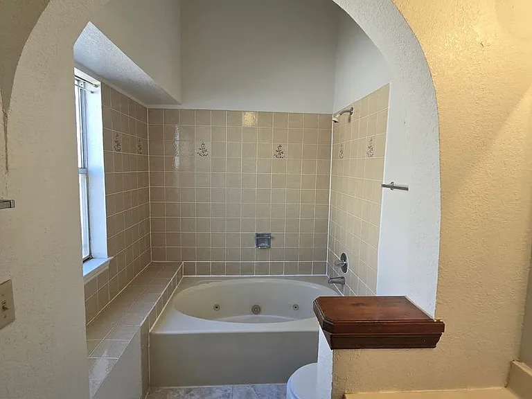4536 General Maloney Cir — Photo 21