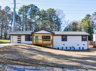 3932 Cherokee Trl, Suwanee, GA 30024