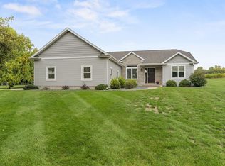 2231 Hickory Hills Rd, Muscatine, IA 52761