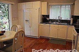 3rd image of 644B Waterview Dr