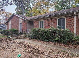 711 Bundaberg Ln, Rural Hall, NC 27045