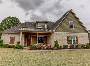 2156 Saint Ives Ln, Hernando, MS 38632