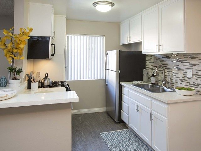 1st image of 4640 Arden Way #4608-17