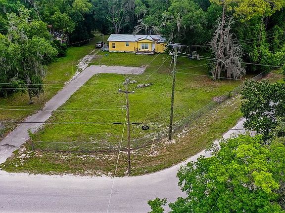 3rd image of 1513 Rowland Dr
