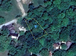 11110 Palm Dr, Brookville, IN 47012