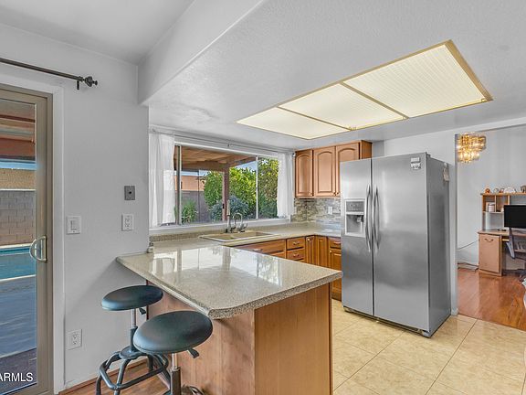 4th image of 3931 W CHRISTY Drive