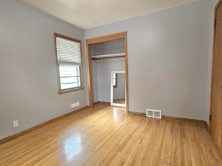 3 bed, 2.0 bath, 1225 sqft, $2,095 — Photo 8