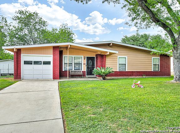 2nd image of 5203 Arrowhead Dr