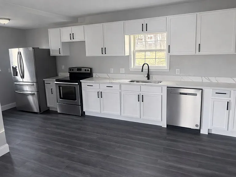 4340 Danny Dr — Photo 3