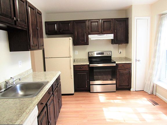 4th image of 3955 Wilcoxson Dr