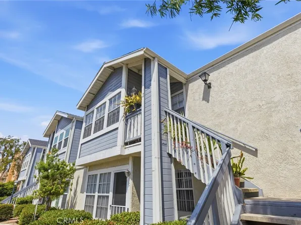 701 S Hayward St #18, Anaheim, CA 92804
