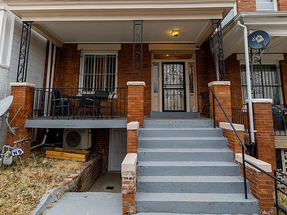 2nd image of 1113 Clifton St NW