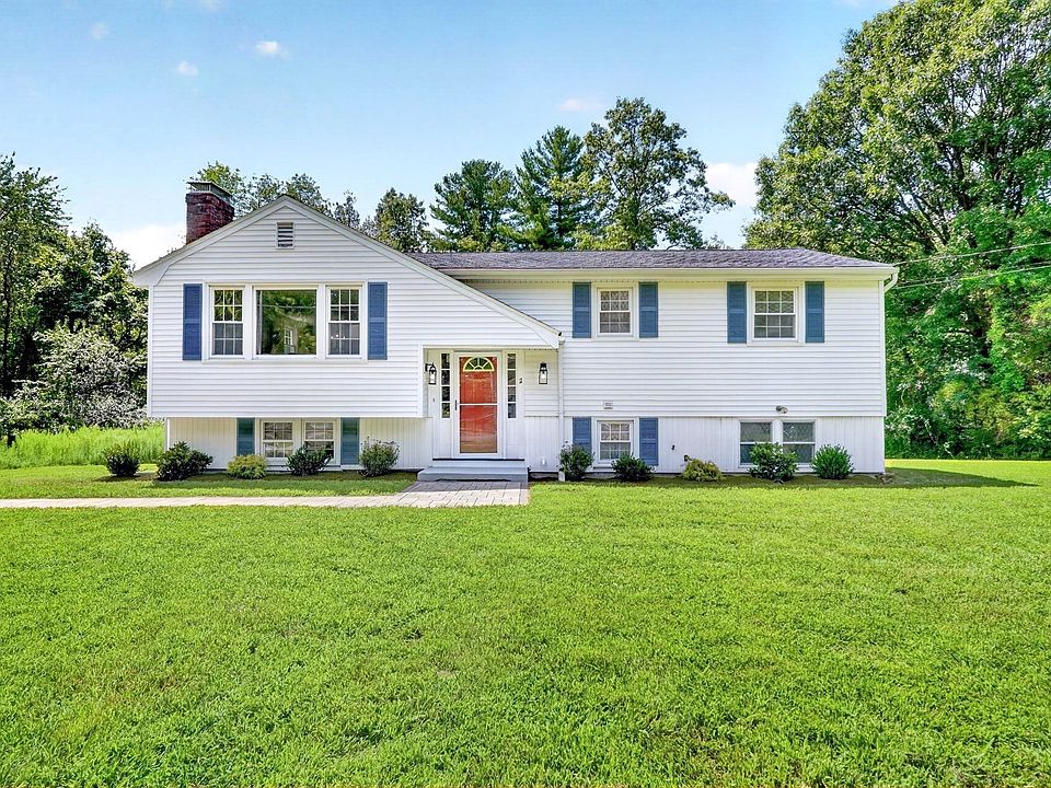 1st image of 11 Appletree Ln