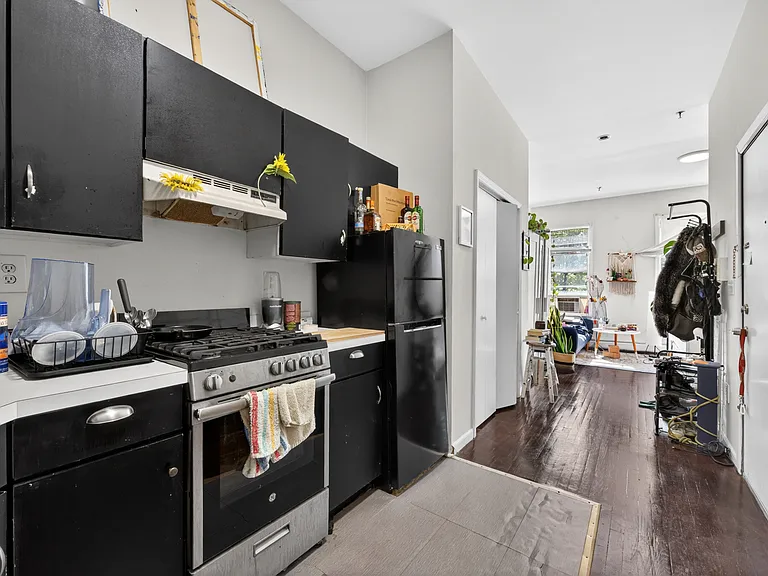 108 Adams St #7 — Photo 2