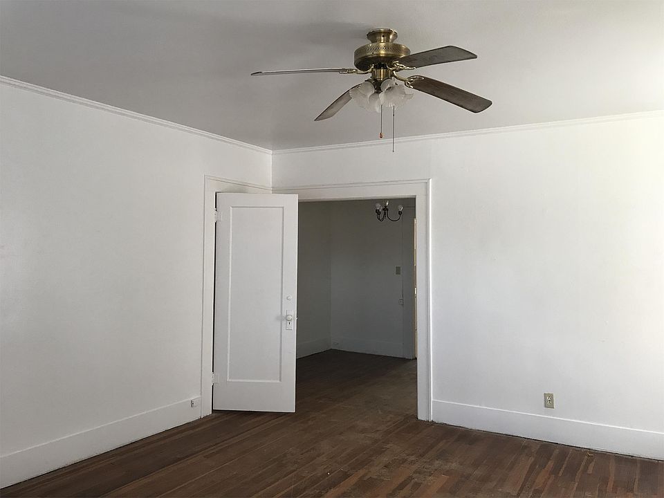 1st image of 2135 Avenue G APT 2
