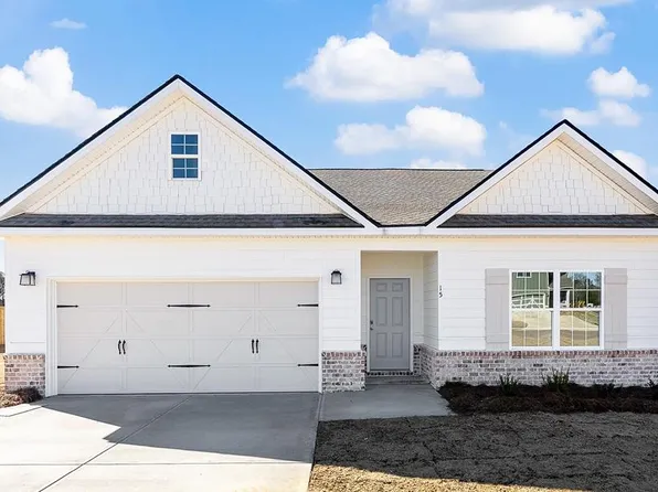 15 Heartland Blvd, Fort Mitchell, AL 36856