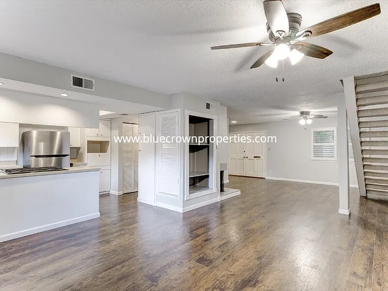 462 Westview Ter — Photo 11