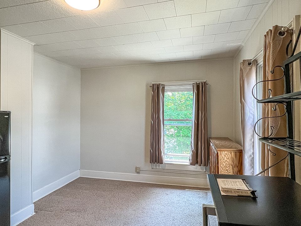 606 South 9th Street 3 606 S 6th St Escanaba MI Zillow