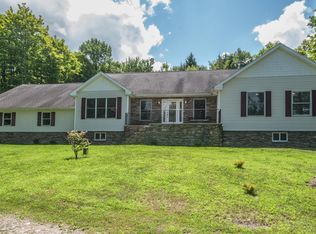 154 Abbey Ln, Factoryville, PA 18419