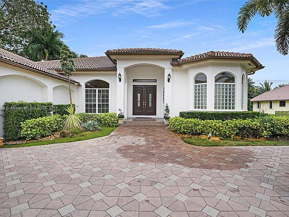 2nd image of 11242 SW 25th Ct