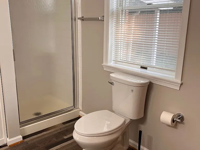 3355 Gallows Rd — Photo 11