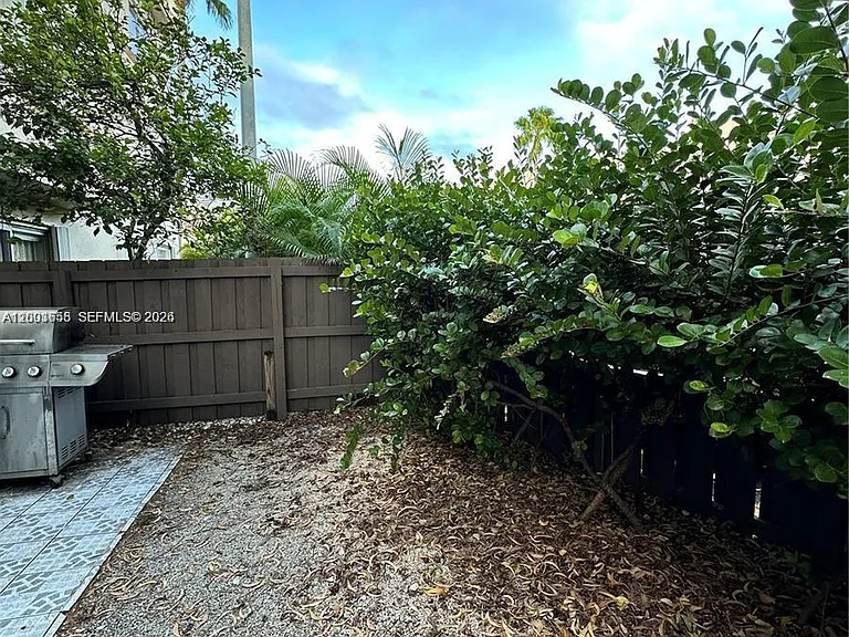 551 NW 82nd Ave #502 — Photo 32