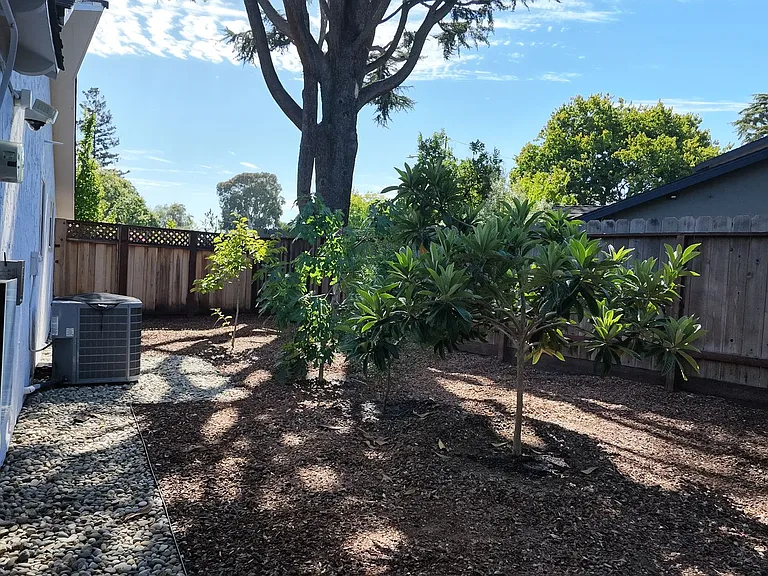 1572 Meadow Ln — Photo 7
