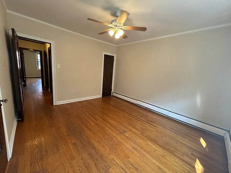 4515 Wolcott — Photo 10