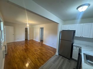 65-28 224th St #1A, Oakland Gardens, NY 11364