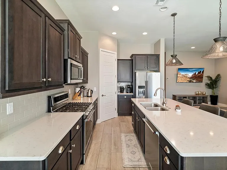 10138 E Nichols Ave — Photo 4