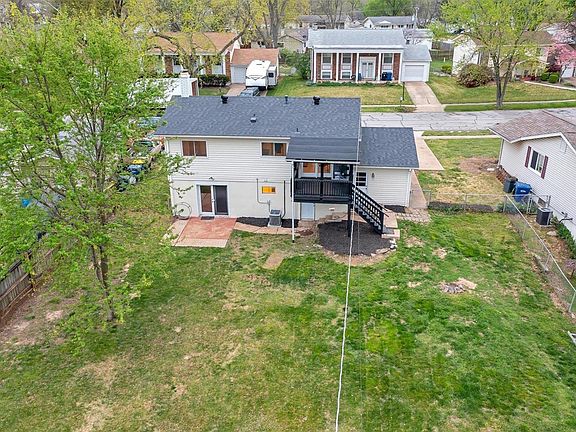 3rd image of 387 Sorrento Dr