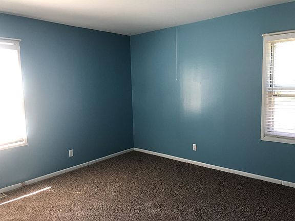 5th image of 28877 Frank Ct