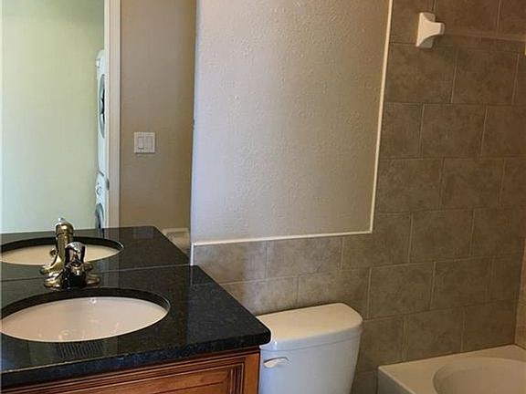 4th image of 3165 Royalston Ave APT 201