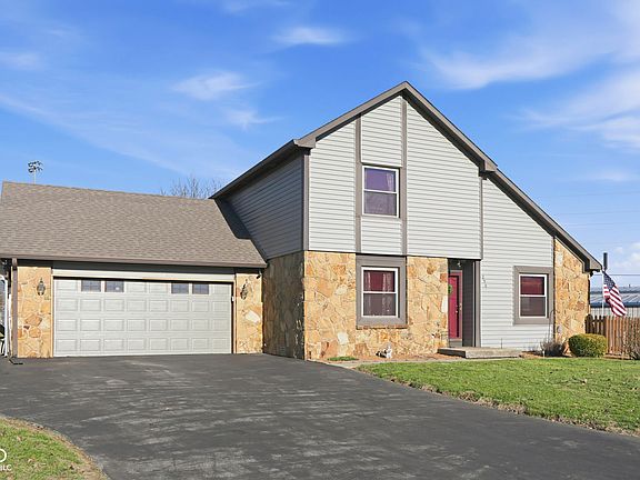 2nd image of 290 Northridge Dr